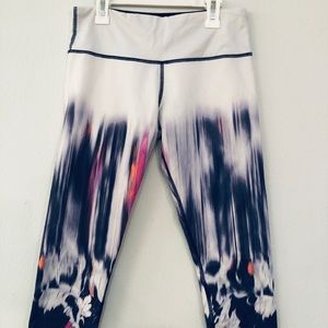 lululemon Wunder Under Crops *rare*